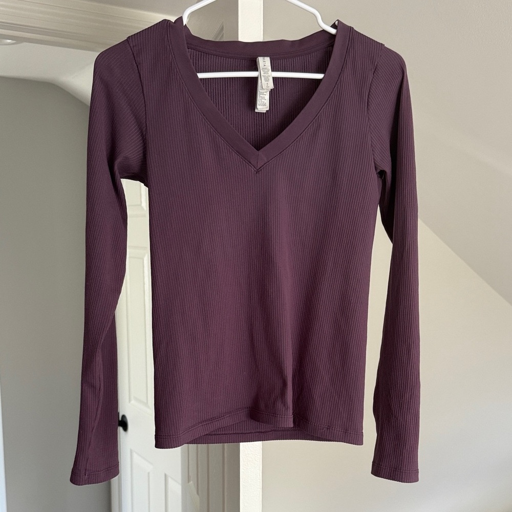Athleta Renew Long Sleeve V-Neck